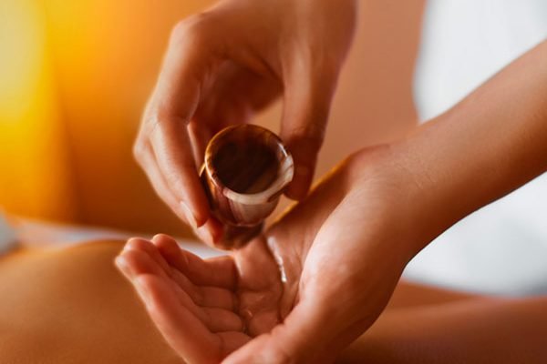Abhyanga (Ayurvedic Oil Massage) – House of Nature in Abu Dhabi Abhyanga-Ayurvedic-Oil-Massage-House-of-Nature-in-Abu-Dhabi